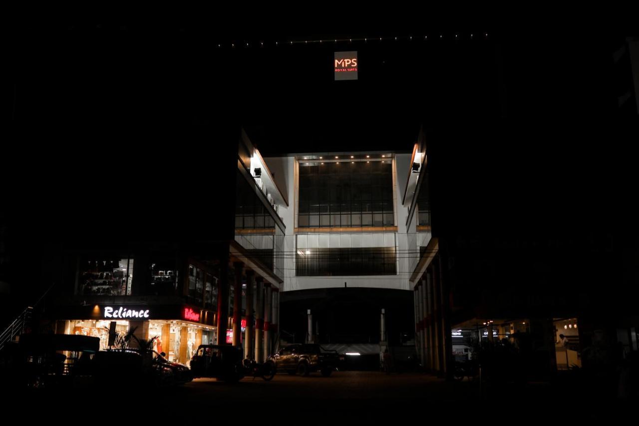 Mpsroyalsuites Perintalmanna Esterno foto